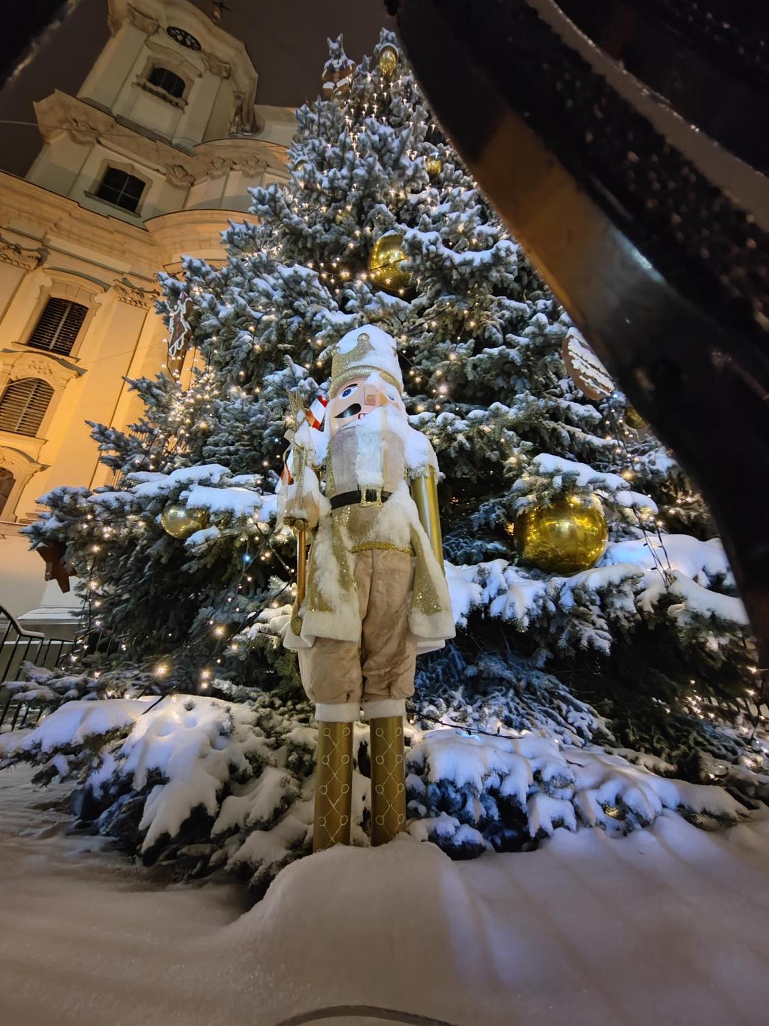 Orsika Hilltop Apartman Eger Eksteriør bilde